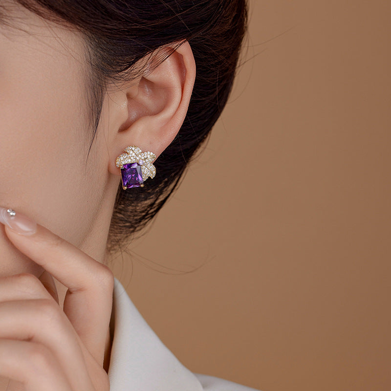 2025 S925 Silver Needle Earrings: Light Luxury, High-End, Super Flash Square Zircon