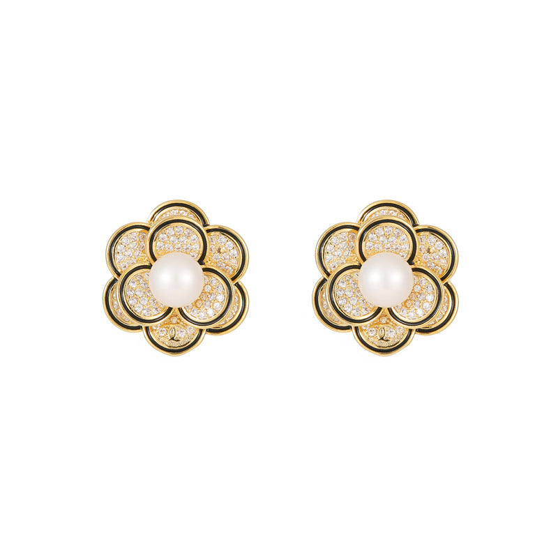 French Retro Flower Earrings For Women In Summer Light Luxury High-End Style Small Fragrance Camellia Inlaid With Zircon Pearl Silver Needle Earrings